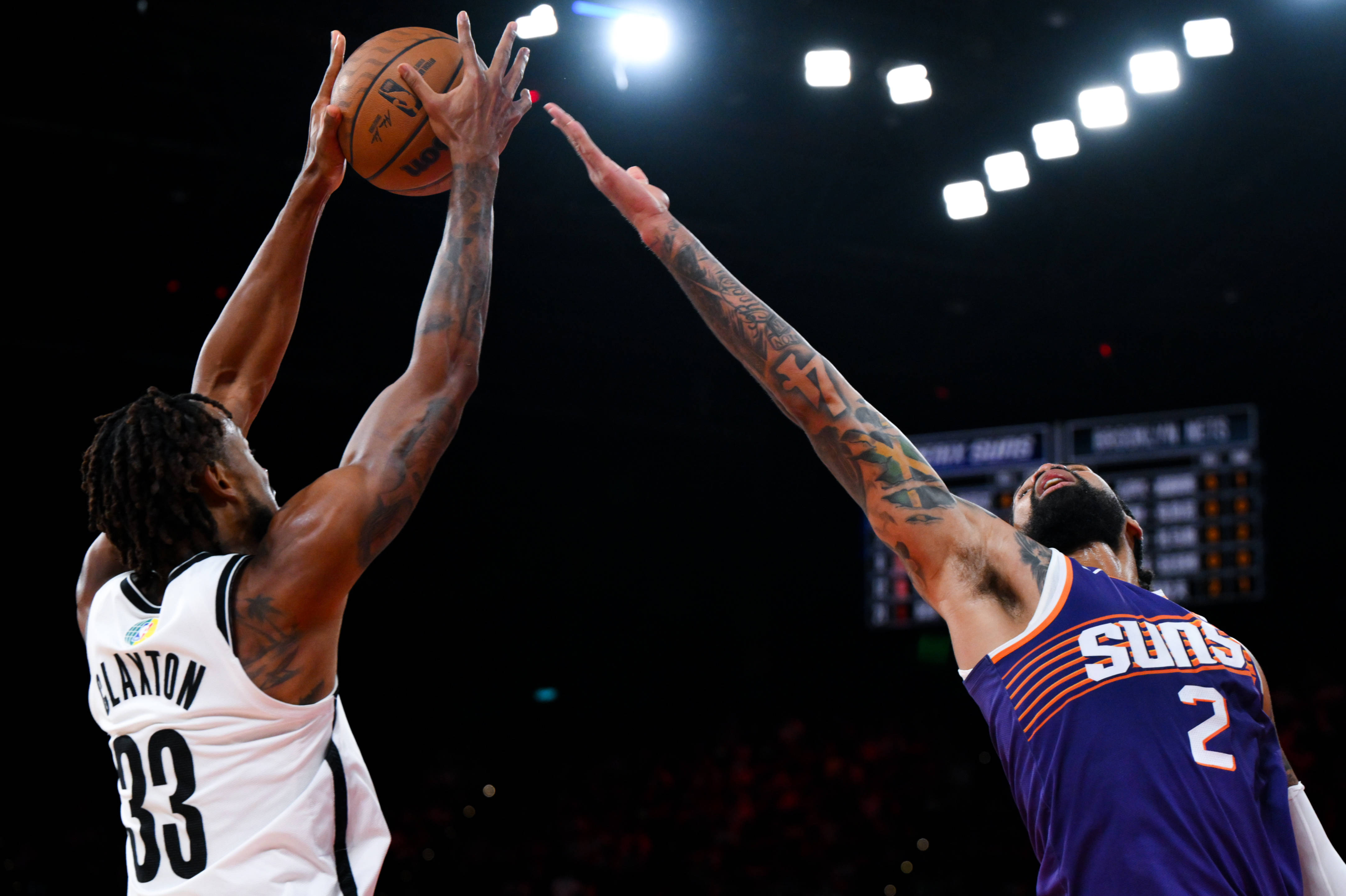 爱游戏体育-尼斯迎NBA季后赛关键赛，清晨篮板制胜，管理层满意，团队化学反应显著的简单介绍